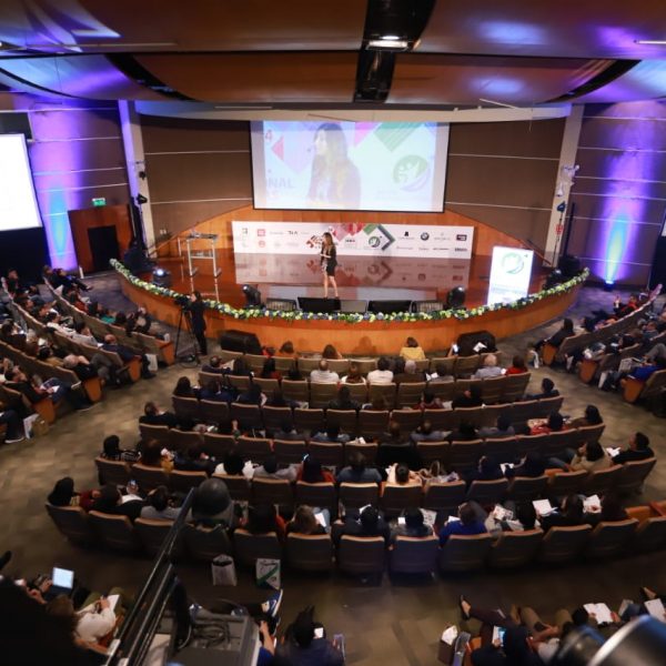 Conferencia Congreso de Ventas de Perú 2019 Mónica Galán Bravo