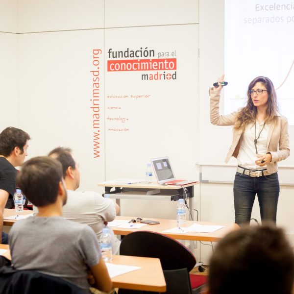 Monica Galán, de El Arte de Presentar, en la sede de la Fundación de para el Conocimiento, Madrid. www.madridmasd.org